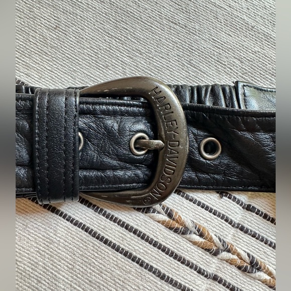 Harley-Davidson ladies leather chaps and leather biker vest - Picture 2 of 5